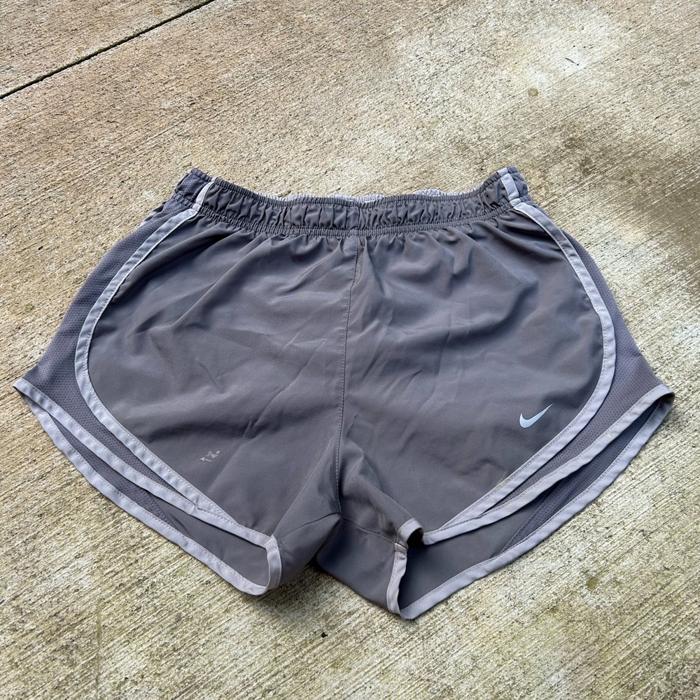 nike shorts!!